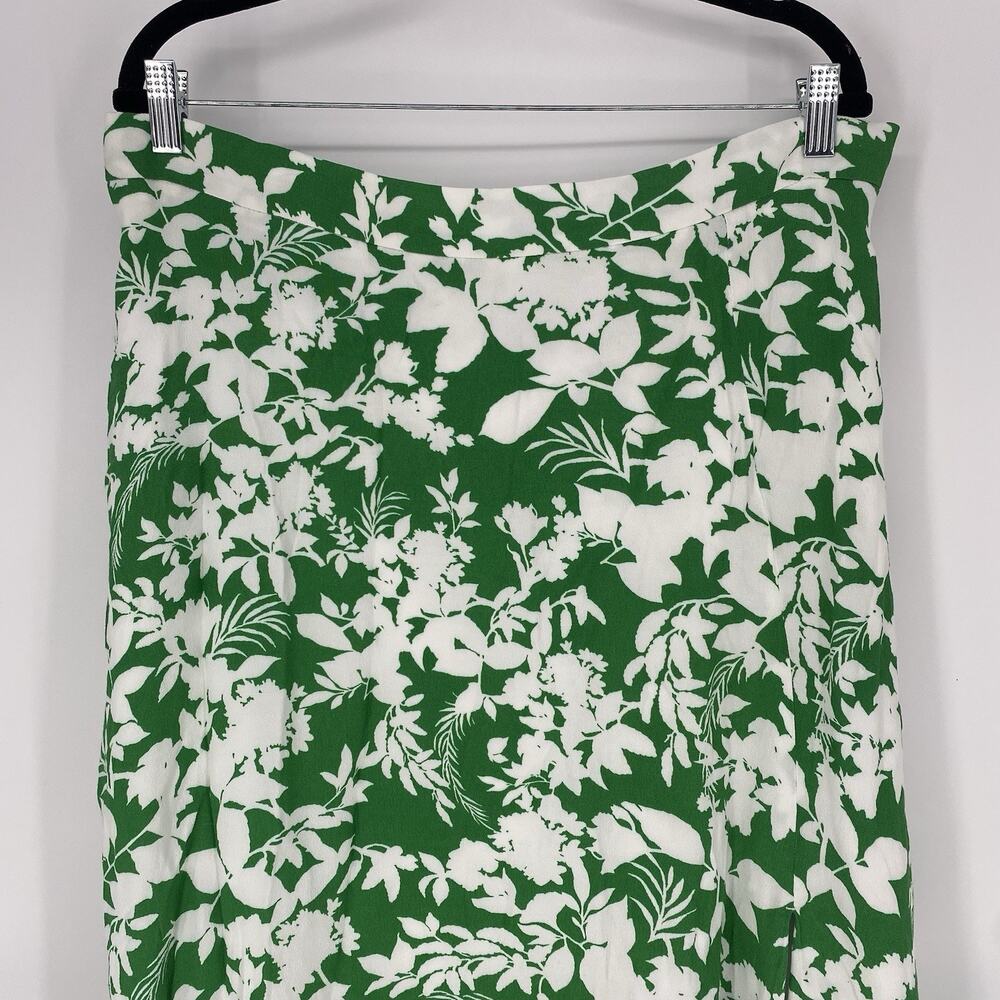 Ann Taylor Green and White Floral Midi Skirt - Picture 6 of 11